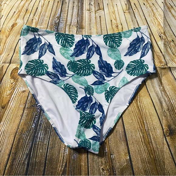 NEW Cupshe Blue Green Leaf Hawaiian High Waisted Bikini Brief - Picture 1 of 4